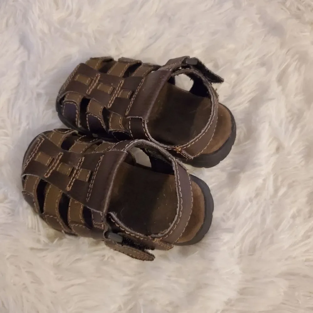 SmartFit Boy's Size 5 sandals